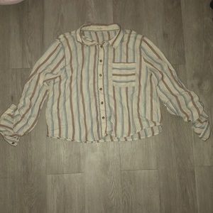 button up striped shirt.✨
